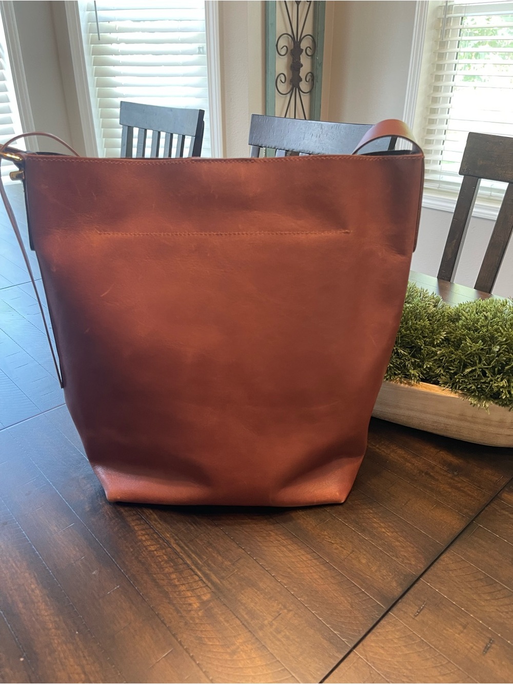 Madewell Leather Essential Tote in Chestnut Brown